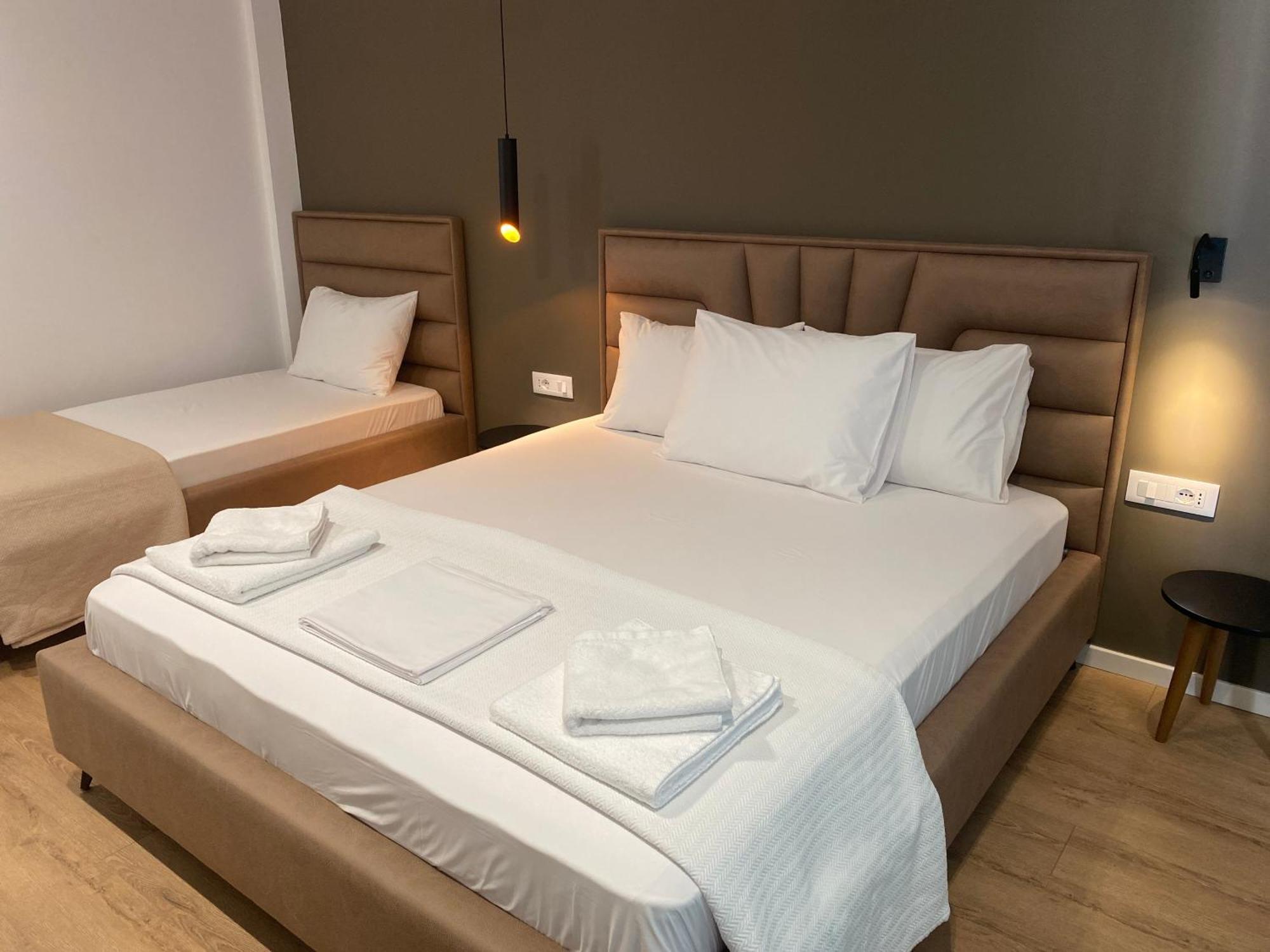 Augusto Rooms Sarandë Buitenkant foto