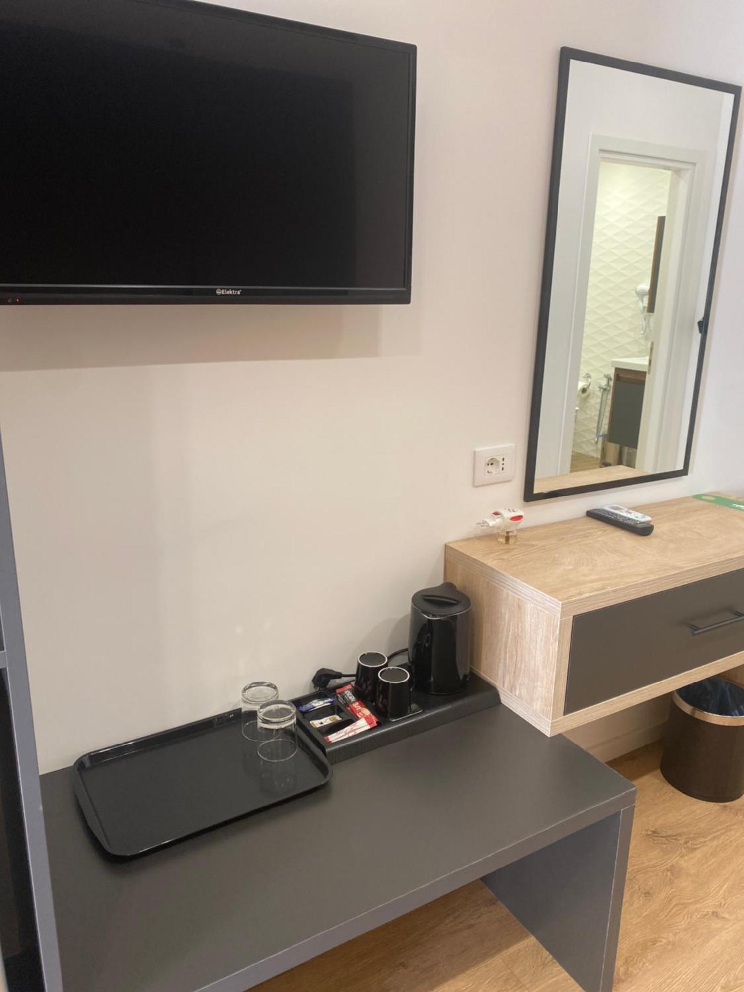 Augusto Rooms Sarandë Buitenkant foto