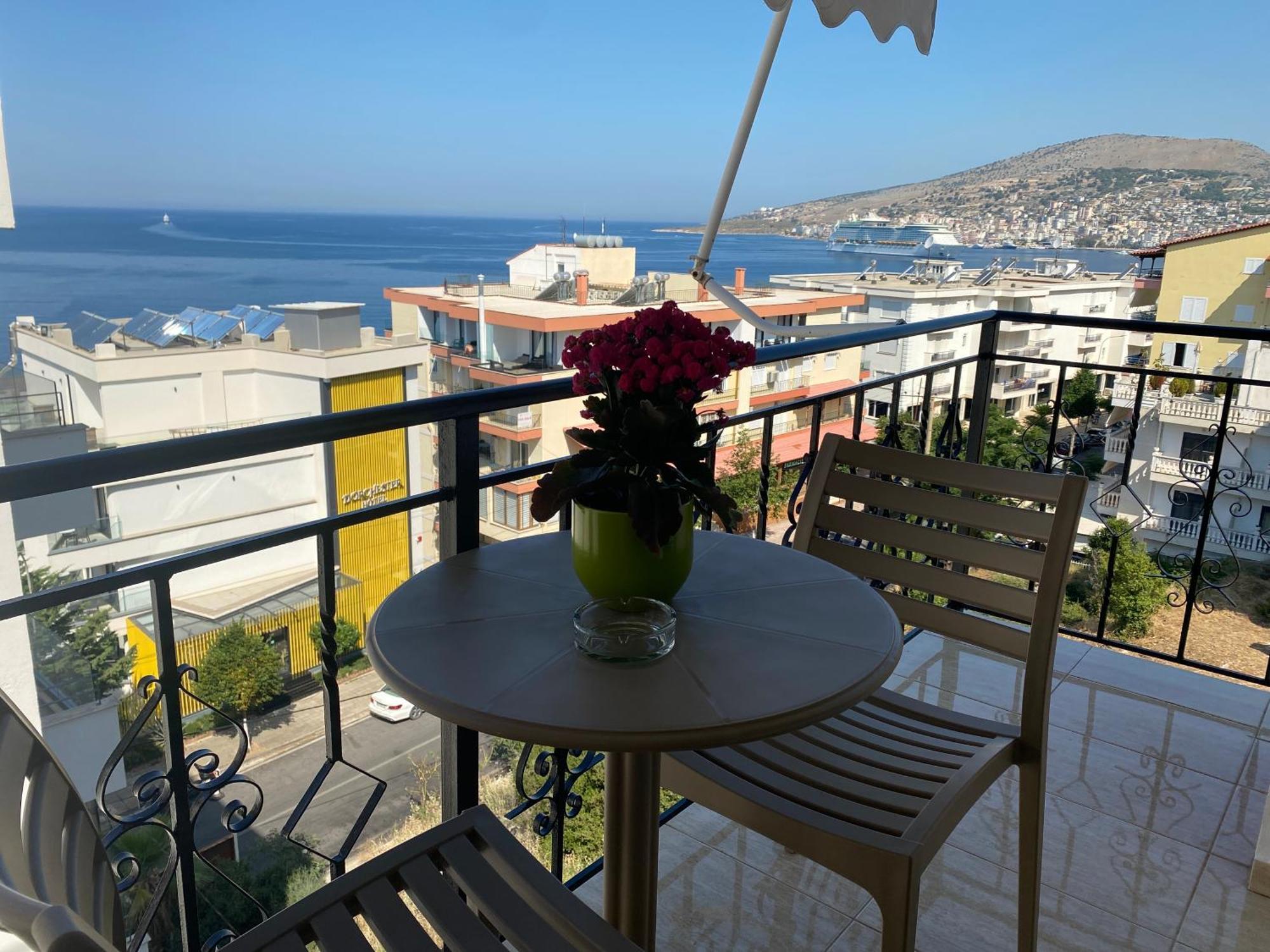 Augusto Rooms Sarandë Buitenkant foto