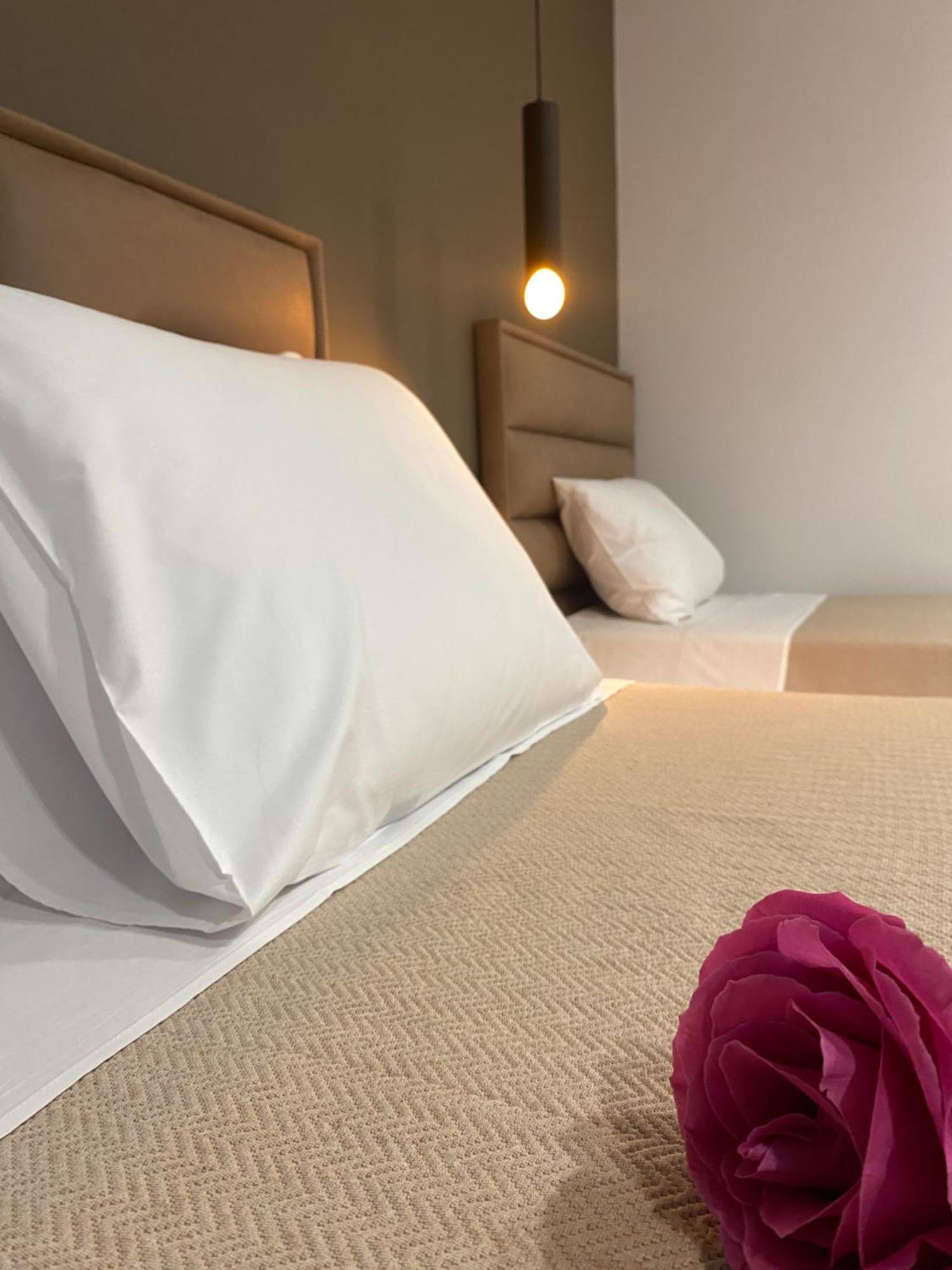 Augusto Rooms Sarandë Buitenkant foto