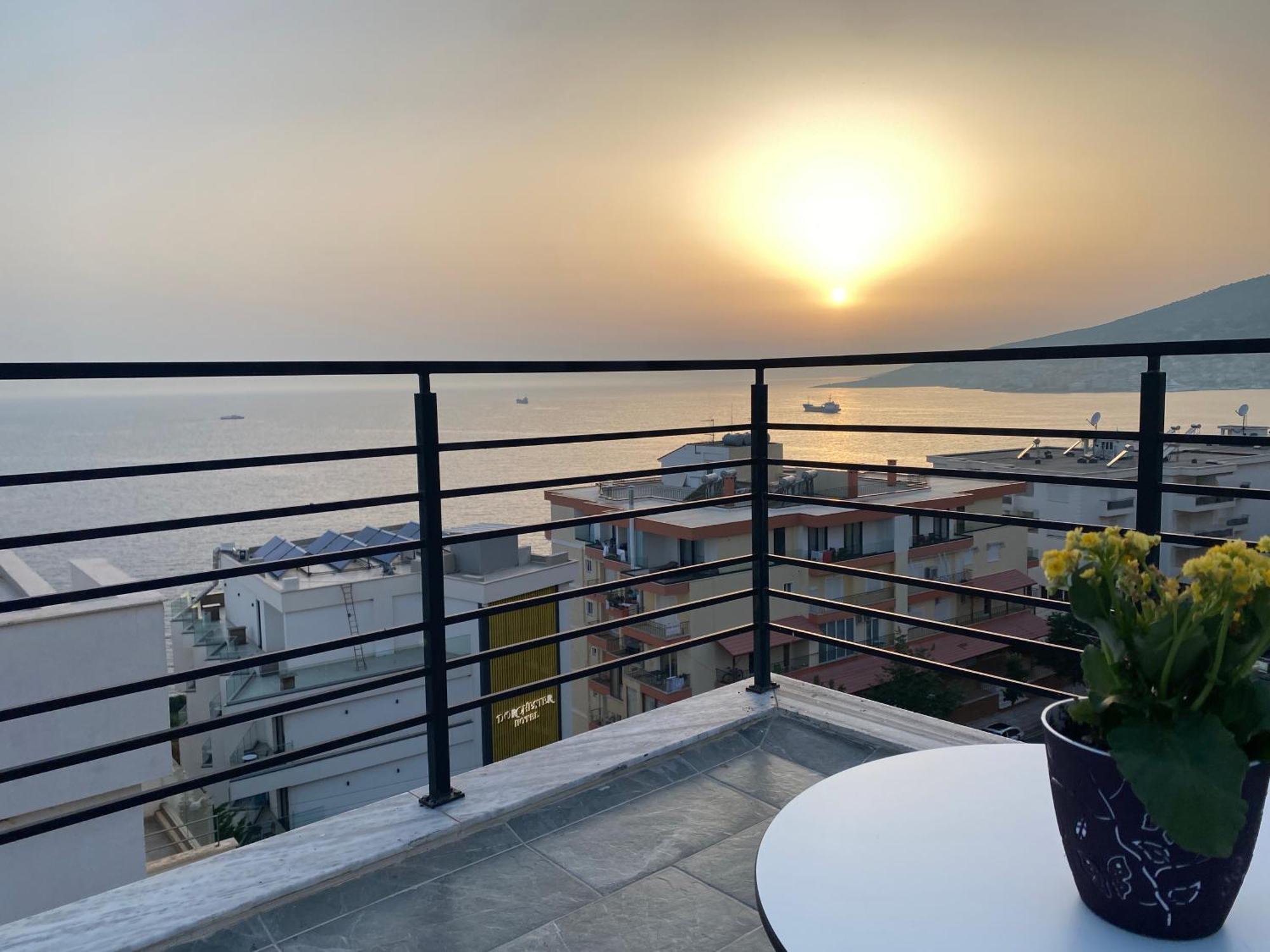 Augusto Rooms Sarandë Buitenkant foto